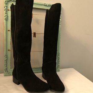 Steve Madden Pullon Black Suade Boots 6.5 (fits 7)